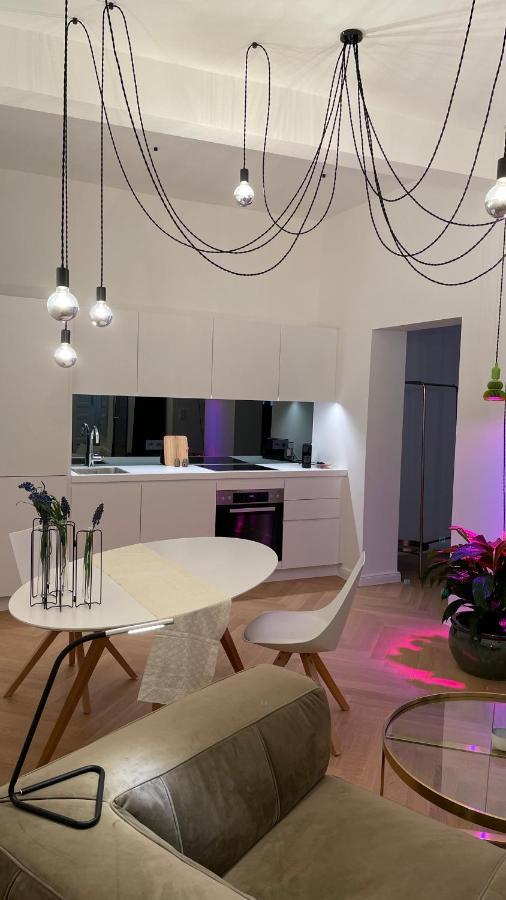City Apartment Downtown Wenen Buitenkant foto
