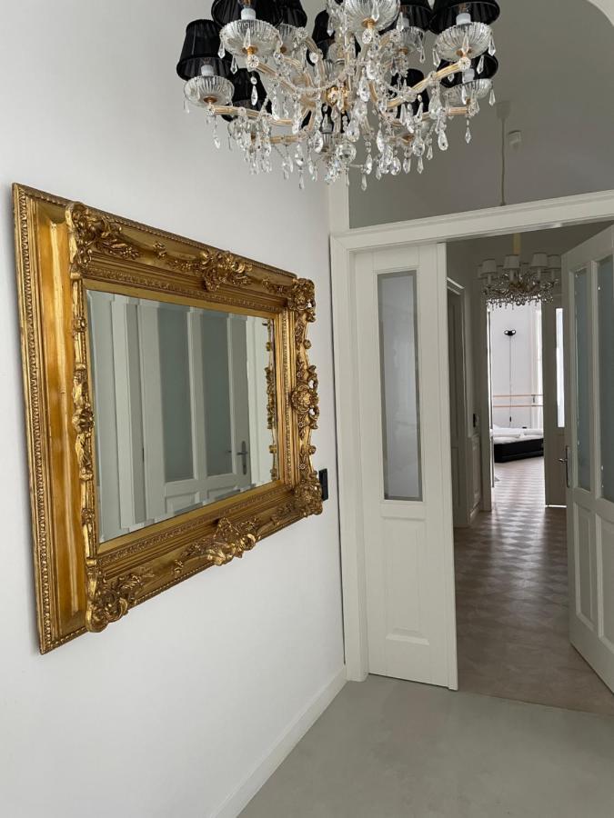 City Apartment Downtown Wenen Buitenkant foto